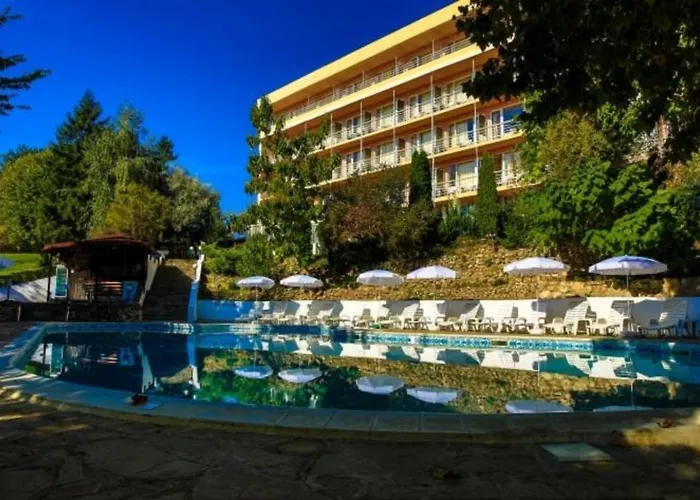 Vezhen Hotel - Free Parking