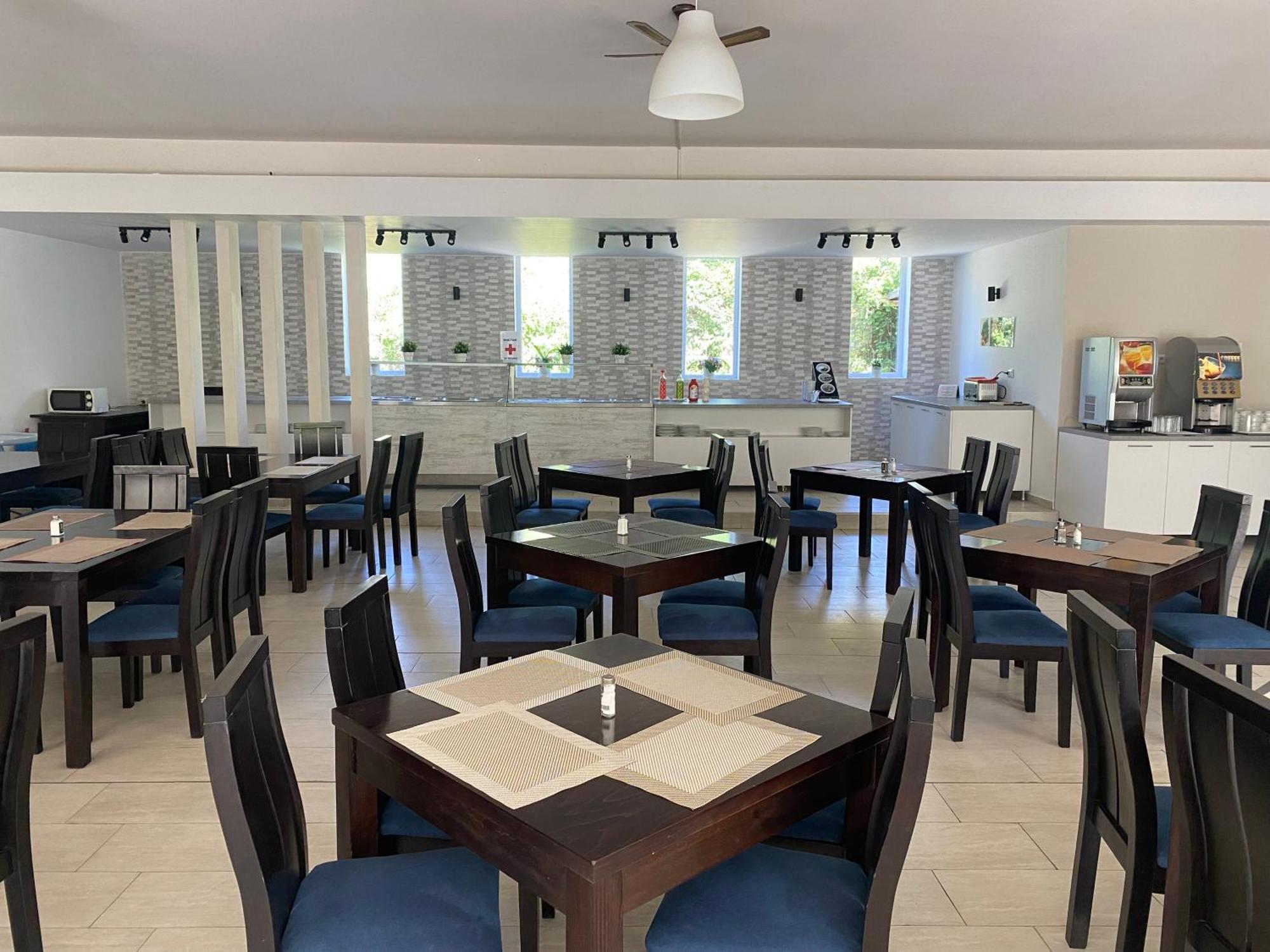 Vezhen - Free Parking 3*